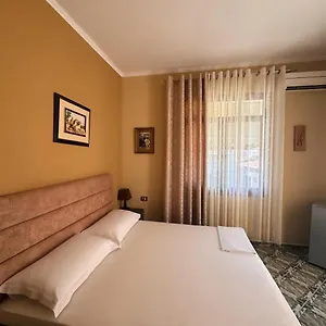 Guest house Twins Mangalem, Berat